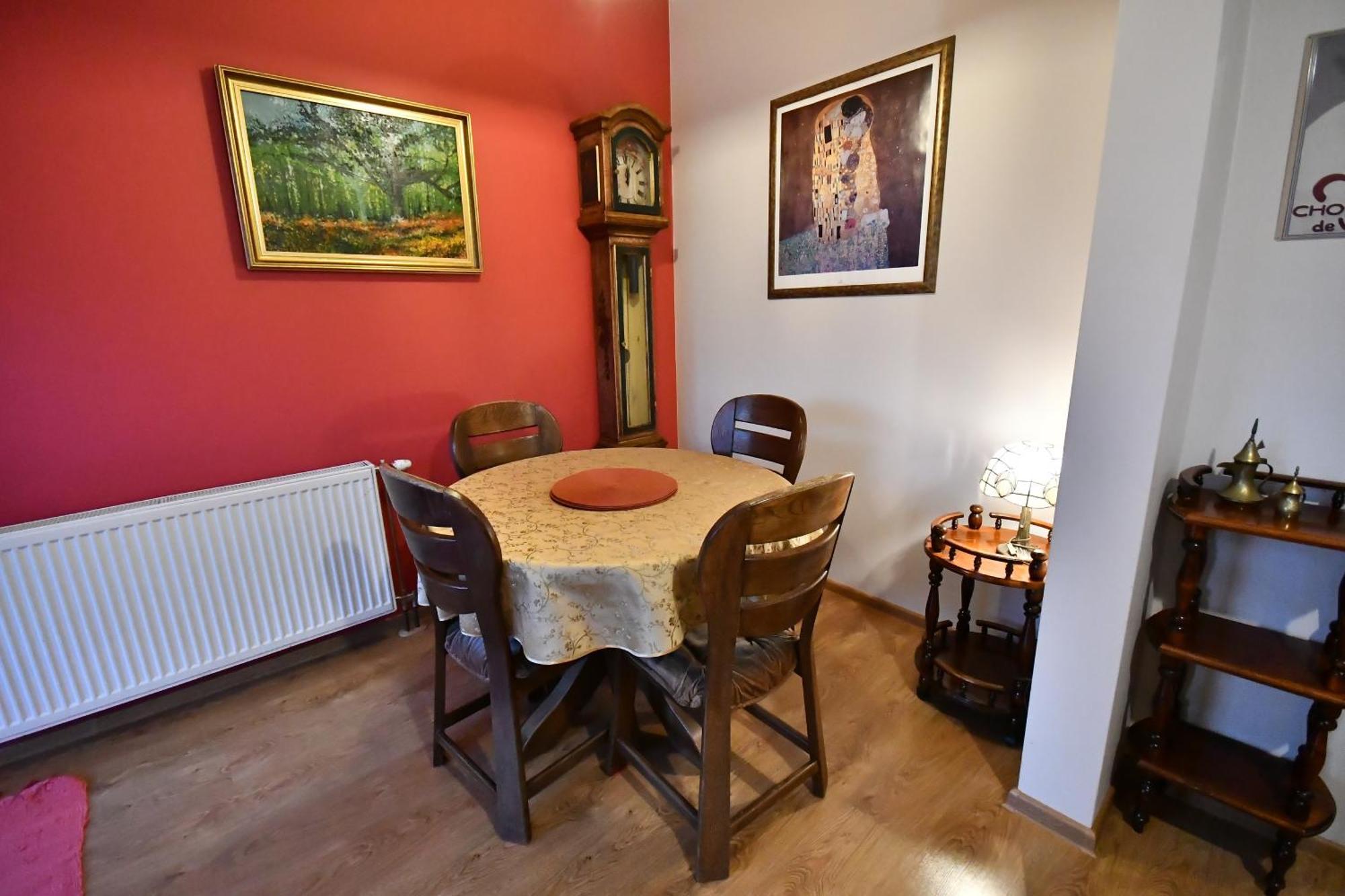 Apartamenty I Pokoje Kordeczki รับกา ภายนอก รูปภาพ